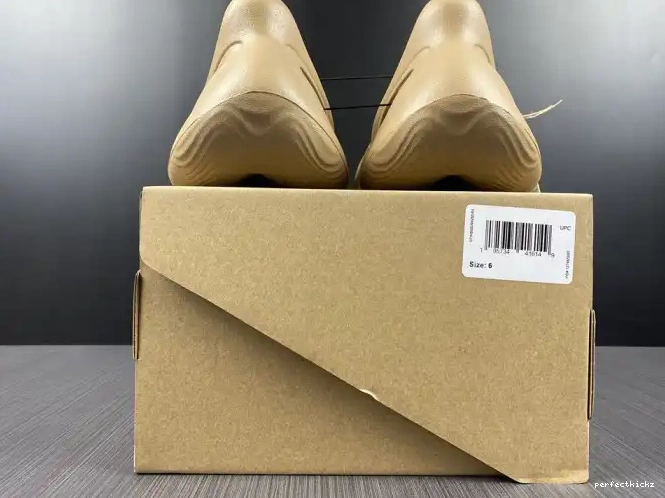 RNNR GW3354 Foam Adidas Yeezy Ochre 0604